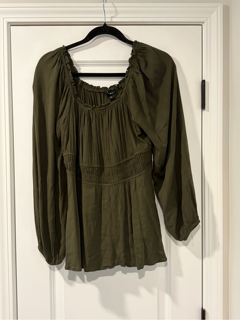 3/$20 torrid Olive Green Boho Peasant Top